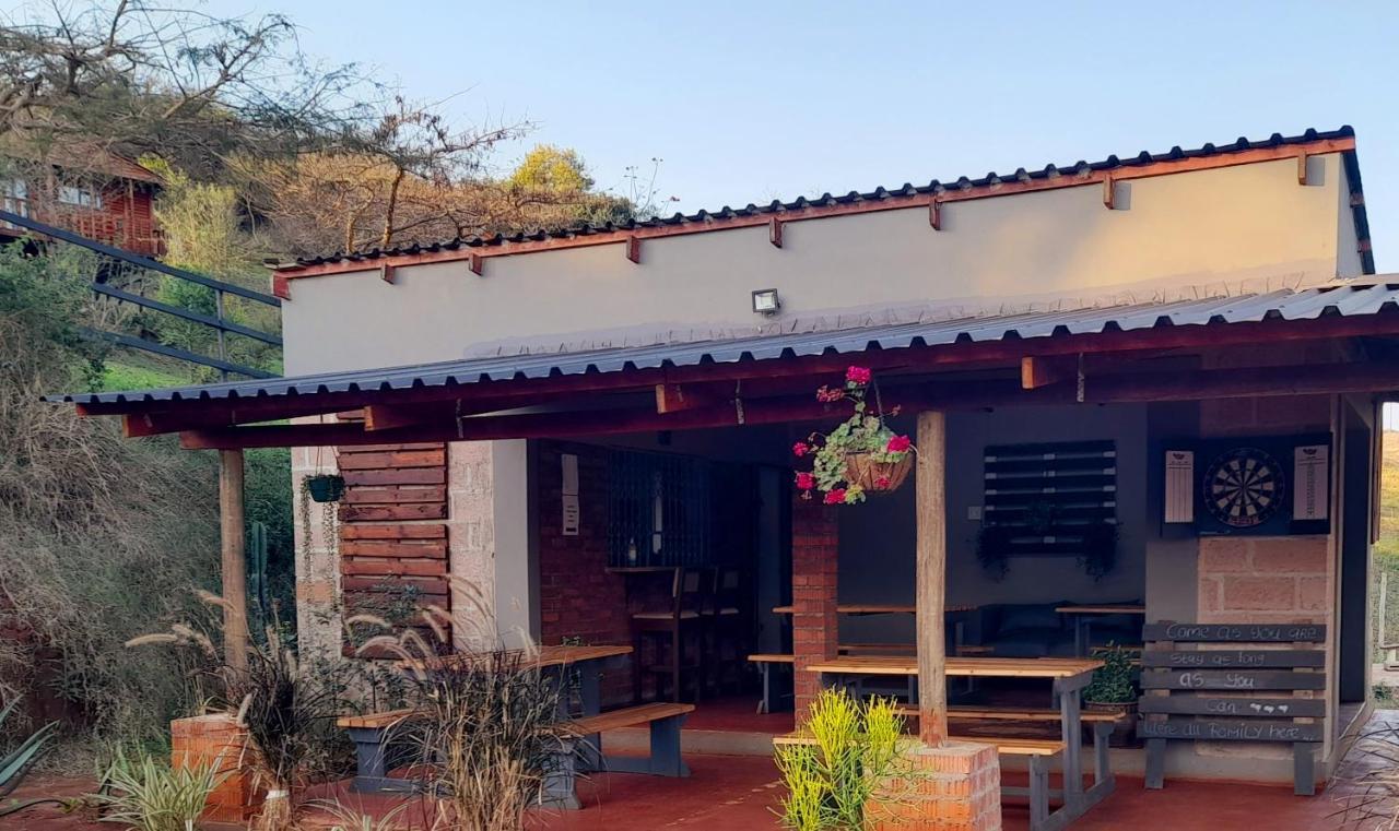 Entendeni Lodge SelfCatering Inanda Buitenkant foto