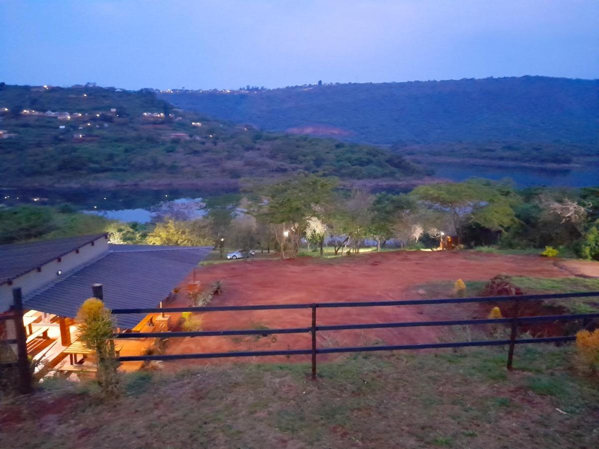 Entendeni Lodge SelfCatering Inanda Buitenkant foto