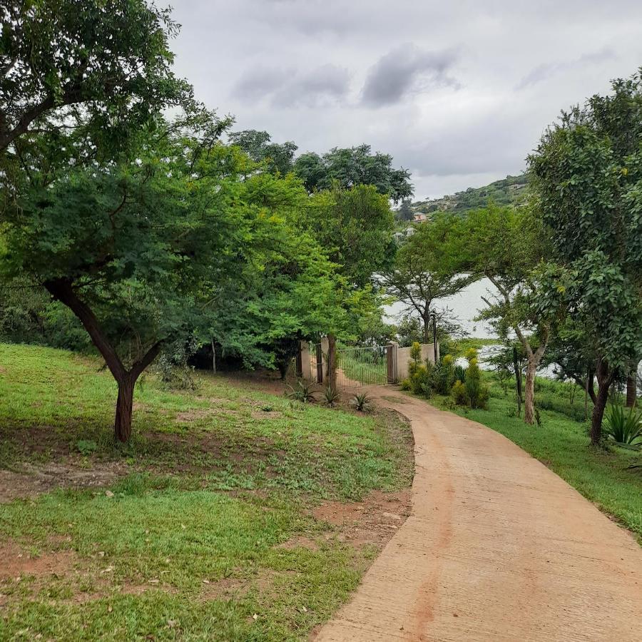 Entendeni Lodge SelfCatering Inanda Buitenkant foto