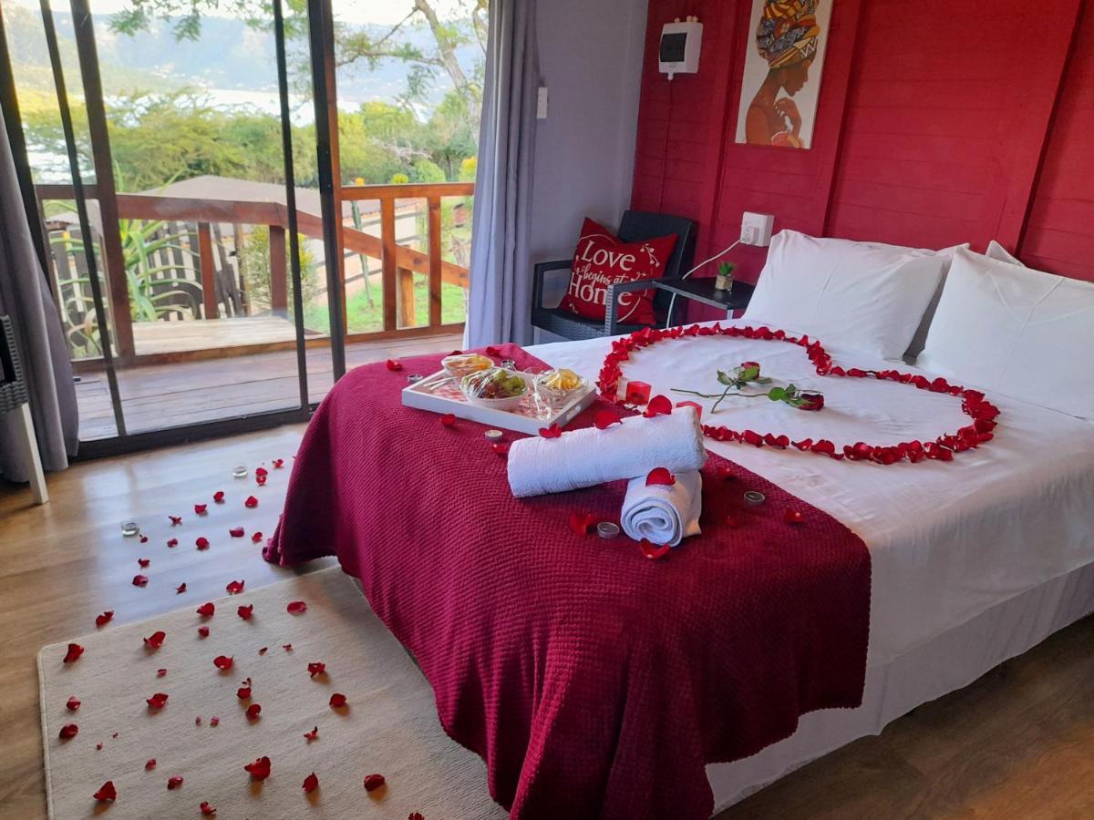 Entendeni Lodge SelfCatering Inanda Buitenkant foto