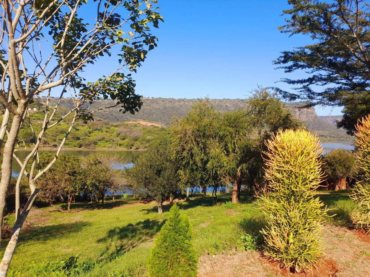 Entendeni Lodge SelfCatering Inanda Buitenkant foto