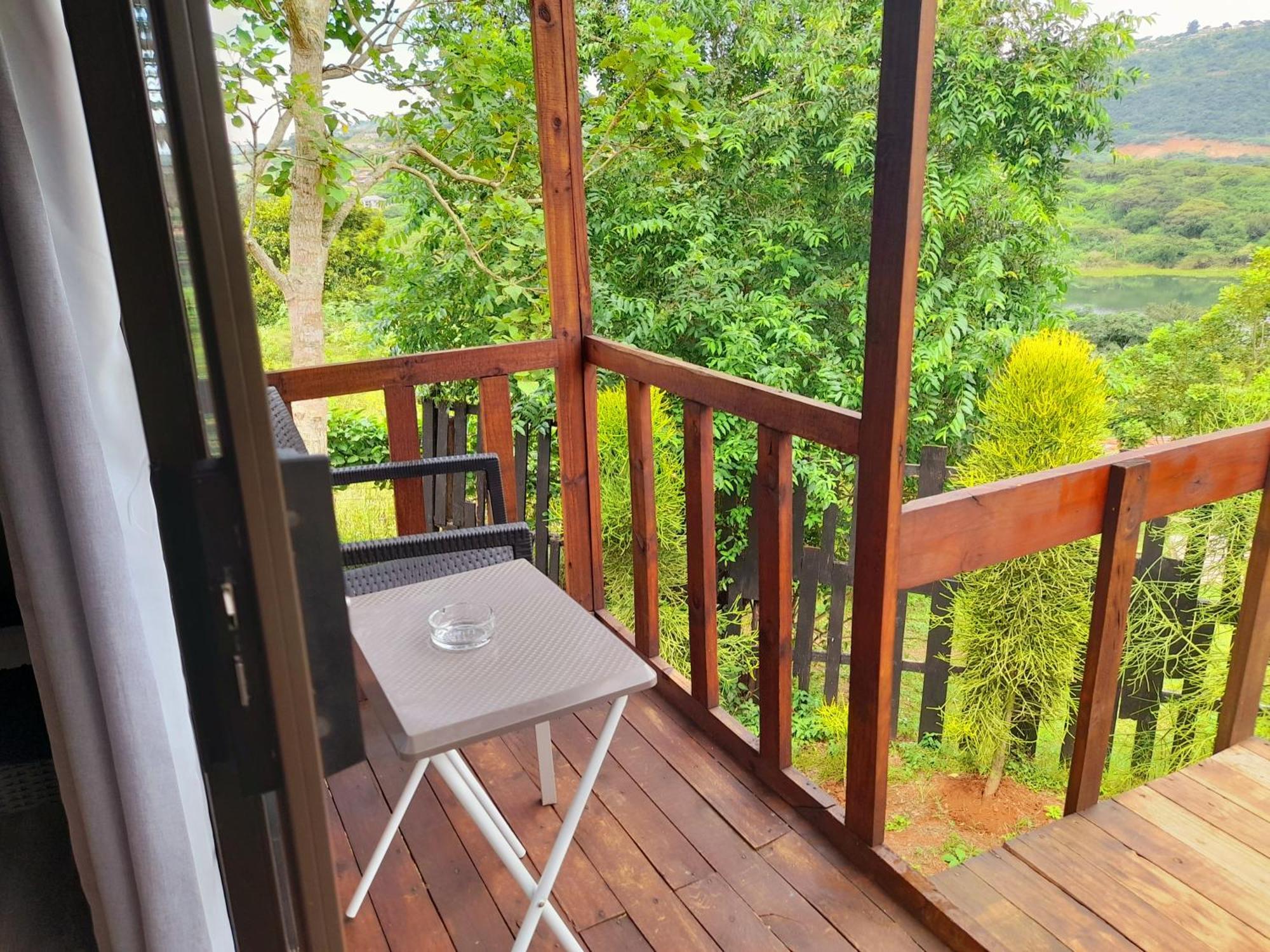 Entendeni Lodge SelfCatering Inanda Kamer foto