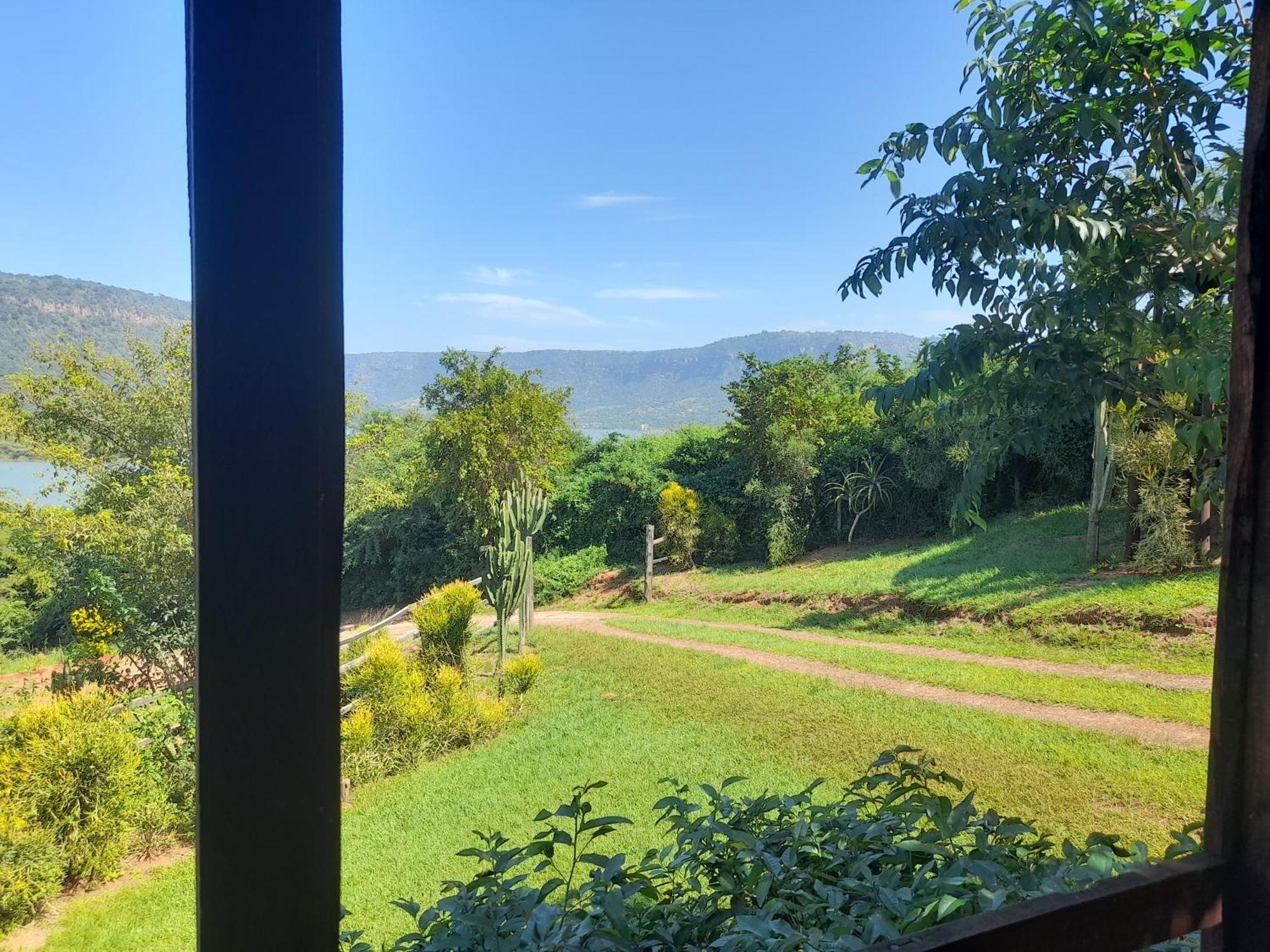 Entendeni Lodge SelfCatering Inanda Kamer foto